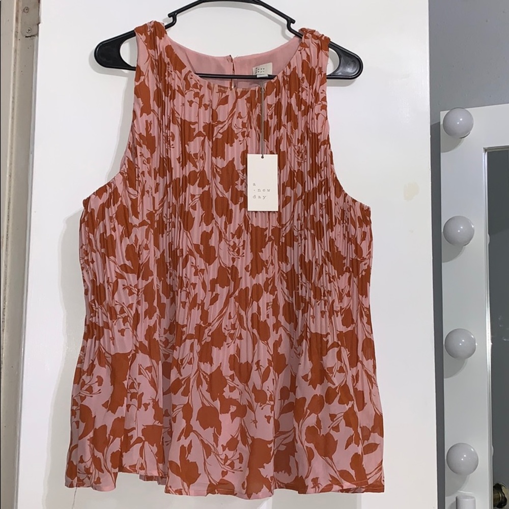 A New Day blouse sleeve less pink and rust floral